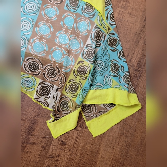 FREE W BUNDLE Variations Y2K lettuce hem top - Picture 2 of 11